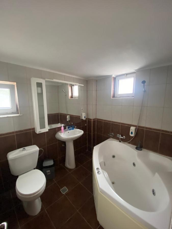 Vila Hubert Băile Felix Esterno foto